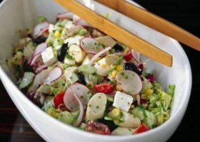 طريقة عمل سلطة فجل