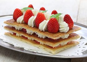 طريقة عمل حلوى نابليون الفرنسية