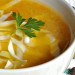 طريقة عمل شوربة الكرنب