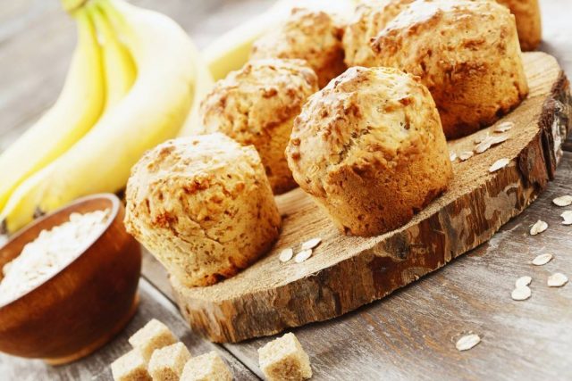 طريقة عمل مافن الشوفان بالموز