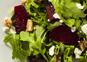 طريقة عمل سلطة الجرجير والبنجر