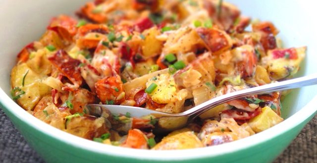 طريقة عمل سلطة البطاطا والتفاح