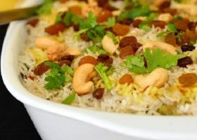 طريقة عمل الارز البسمتي بالزبيت و الكاجو