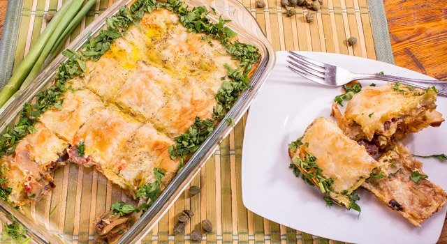 طريقة عمل جلاش بالسجق