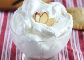 طريقة عمل كريمة اللوز