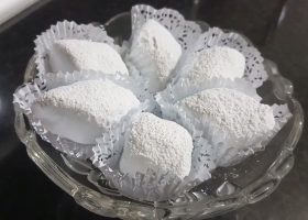 طريقة عمل مقروط اللوز الجزائري