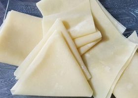 طريقة عمل عجينة الجلاش