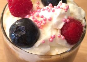 طريقة عمل كوكتيل الفواكة بالكريمة