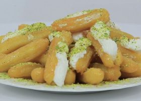 طريقة عمل بلح الشام بالقشطة