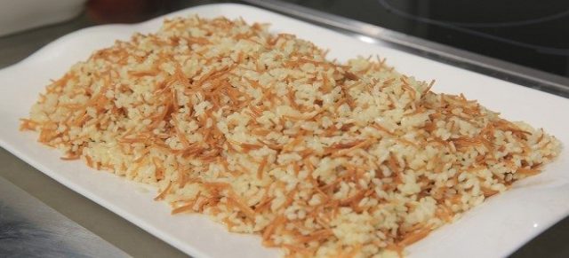 طريقة عمل الأرز بالشعرية