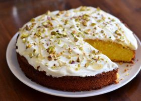 طريقىة عمل ريفانى كيك (كيك السميد)