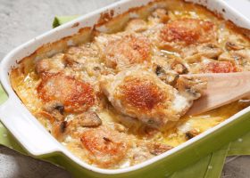 طريقة عمل طاجن الدجاج بالمشروم الكريمي