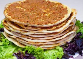 طريقة عمل لحم بعجين