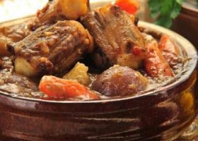 طريقة عمل طاجن اللحم الضانى بالخضار