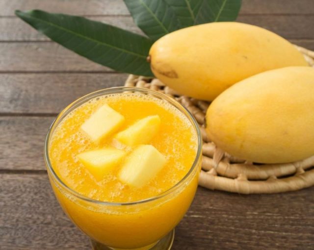 طريقة عمل عصير مانجو بالحليب