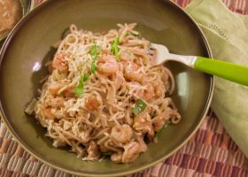 طريقة عمل مكرونة بالجمبري والأفوكادو