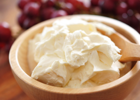 طريقة عمل كريمة مخفوقة لايت