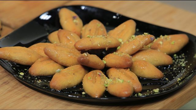 طريقة عمل رموش الست