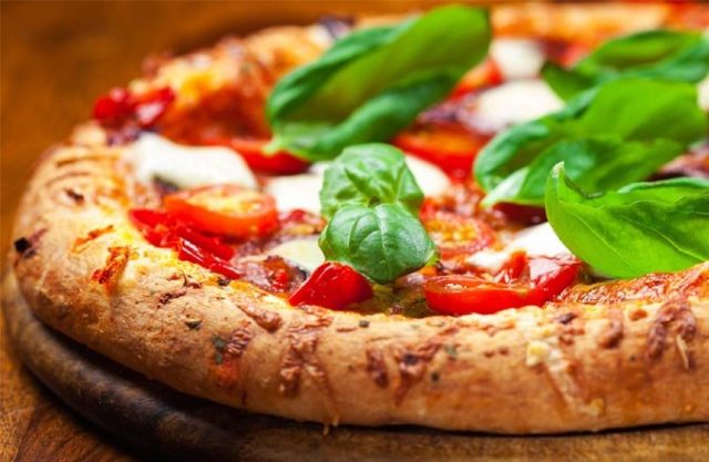 طريقة عمل بيتزا نابولي