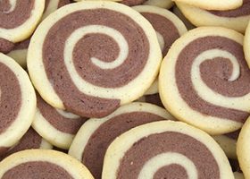 طريقة عمل بسكويت الفانيليا والشكولاتة