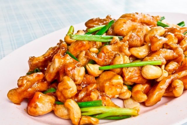 طريقة عمل الدجاج بالكاجو على الطريقة الصينية