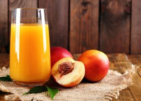 طريقة عمل عصير الخوخ