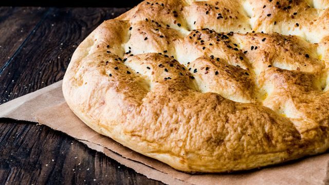 طريقة عمل الخبز السوري