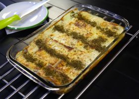 طريقة عمل صينية التوست بالجبن