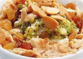 طريقة عمل أم علي بخبز الحمام