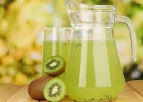 طريقة عمل عصير الكيوي و الليمون