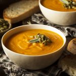 طريقة عمل شوربة العدس بالكريمة