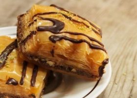 طريقة عمل بقلاوة بالشكولاتة