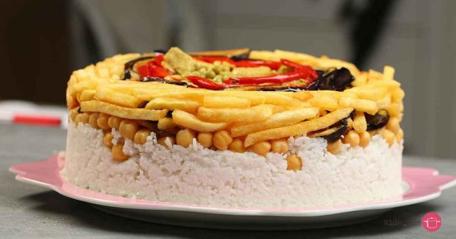 طريقة عمل المقلوبة بالدجاج والخضار