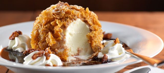 طريقة عمل كرات الأيس كريم المقلية