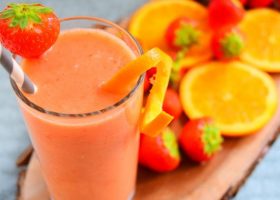 طريقة عمل فراولة بالزبادى والبرتقال