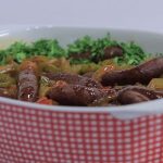 طريقة عمل طاجن السجق بالبطاطس