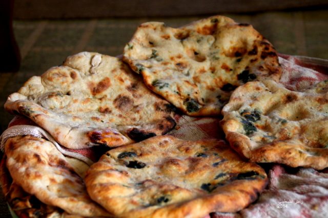 طريقة عمل فطائر الزعتر الاخضر