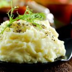 طريقة عمل بطاطس بوريه بالجبنة