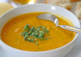 طريقة عمل شوربة العدس الاحمر اللبنانية