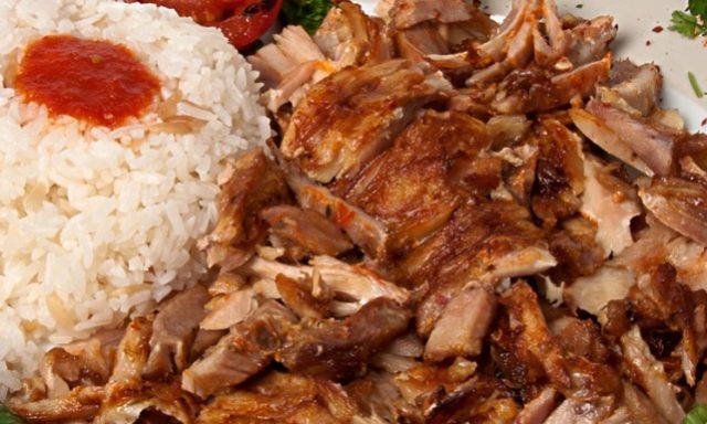 طريقة عمل شاورما الدجاج بالفرن