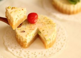 طريقة عمل عيش السرايا بالسميد