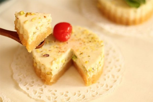 طريقة عمل عيش السرايا بالسميد