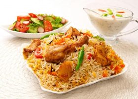 طريقة عمل برياني دجاج بالزبادي والبطاطس