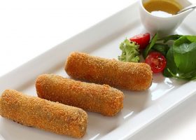 طريقة عمل كفتة البطاطس بالدجاج المفروم