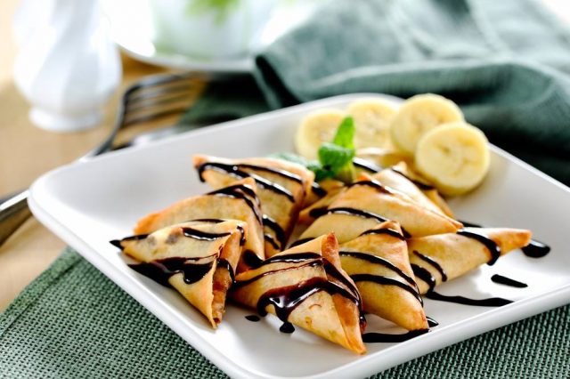 طريقة عمل سمبوسة بالشكولاتة والموز