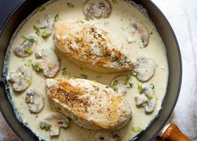 طريقة عمل تشيكن مشروم بالفرن