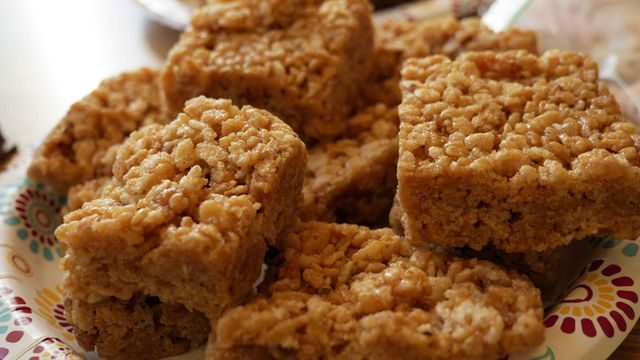 طريقة عمل كيكة الكرسبي