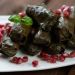 طريقة عمل محشي ورق عنب بدبس الرمان