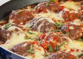 طريقة عمل كرات اللحم بالجبن