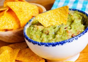 طريقة عمل صوص الافوكادو للشيبس